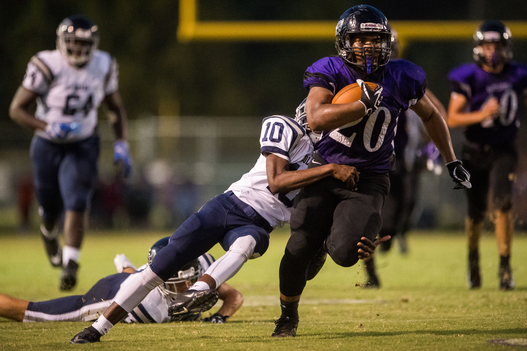 B_BHS_Foot_956_Trajon_Richards